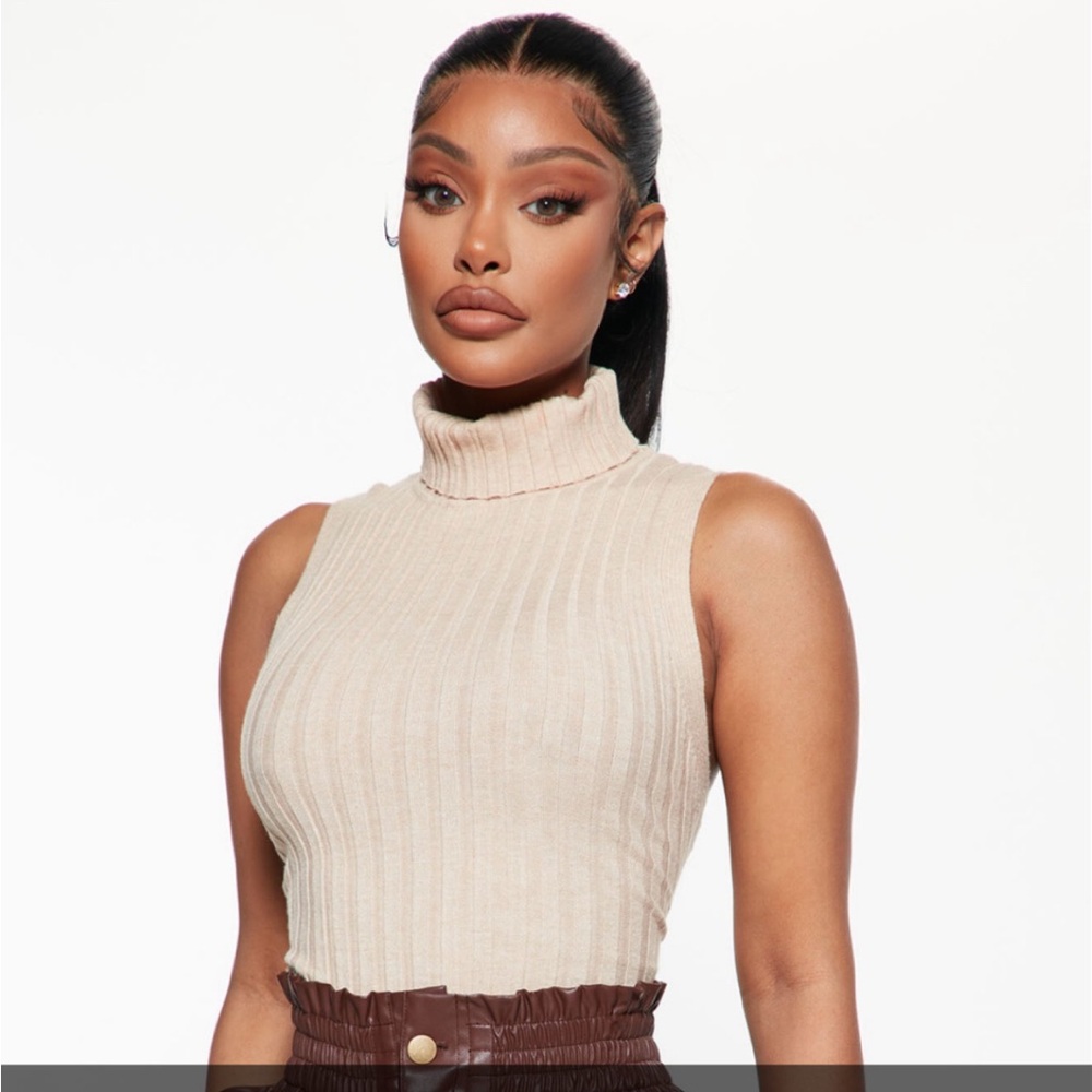 BRAND NEW. Turtleneck tank.